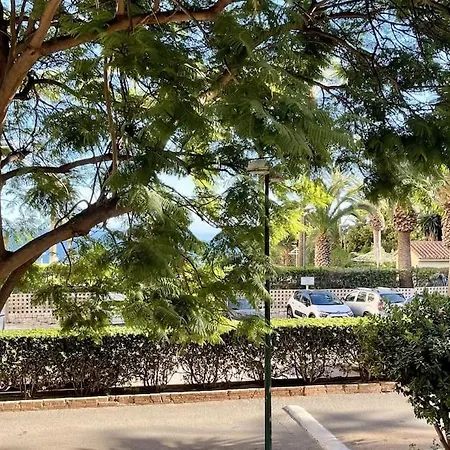 Infinity Elegance. Luxury With Parking And Access To The Beach *