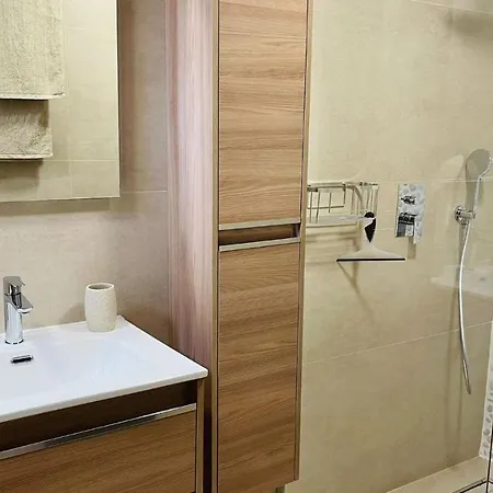 Infinity Elegance. Luxury With Parking And Access To The Beach Torremolinos