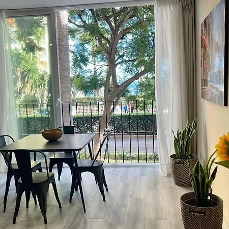 Infinity Elegance. Luxury With Parking And Access To The Beach Apartman *